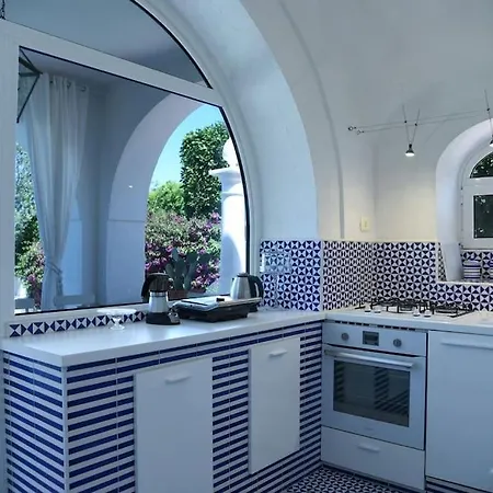 Villa In Caprile For6 People By Capri-property