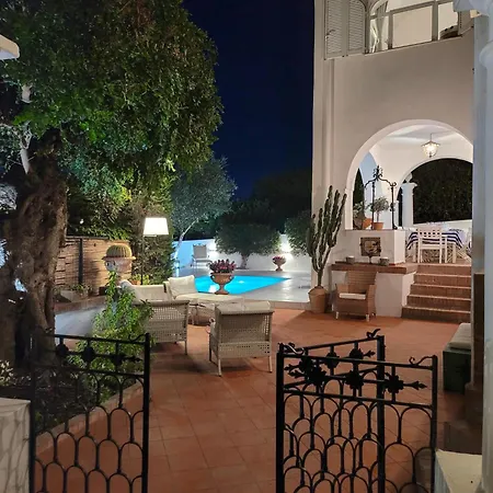 In Caprile For6 People By Capri-property *
